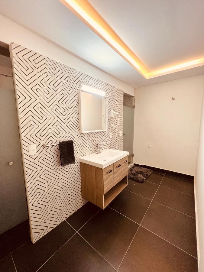 Casa Blanca La Corregidora Suites Bauhaus المظهر الخارجي الصورة