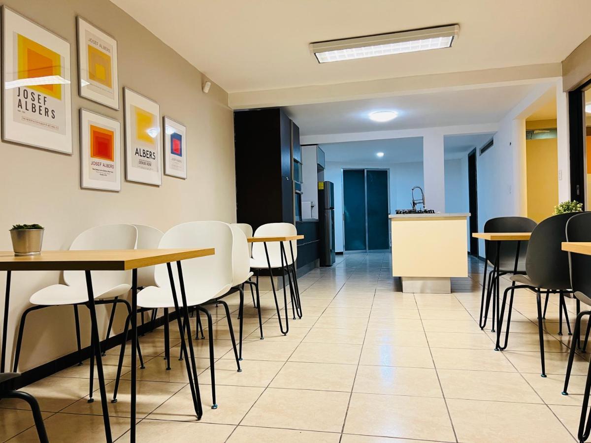 Casa Blanca La Corregidora Suites Bauhaus المظهر الخارجي الصورة